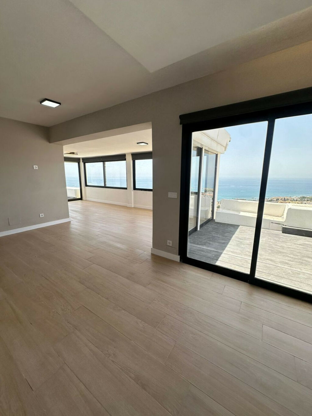 Penthouse Riviera del Sol Málaga - image 12