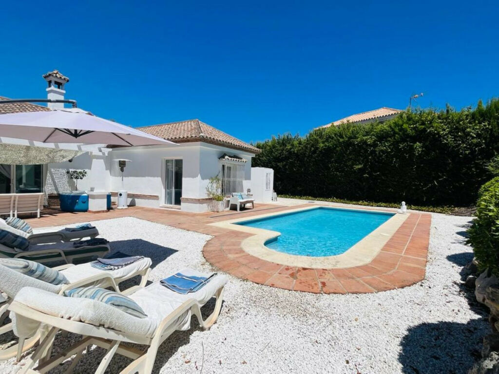 Detached Villa Sotogrande Cádiz - image 2