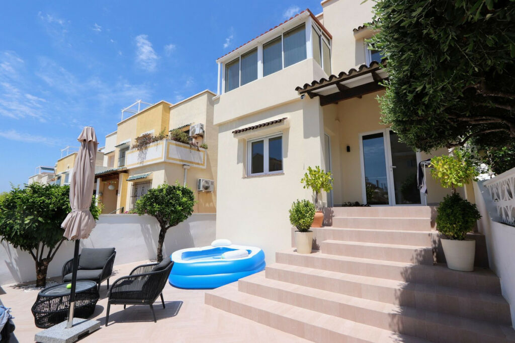Semi-Detached House Los Altos Alicante - image 2