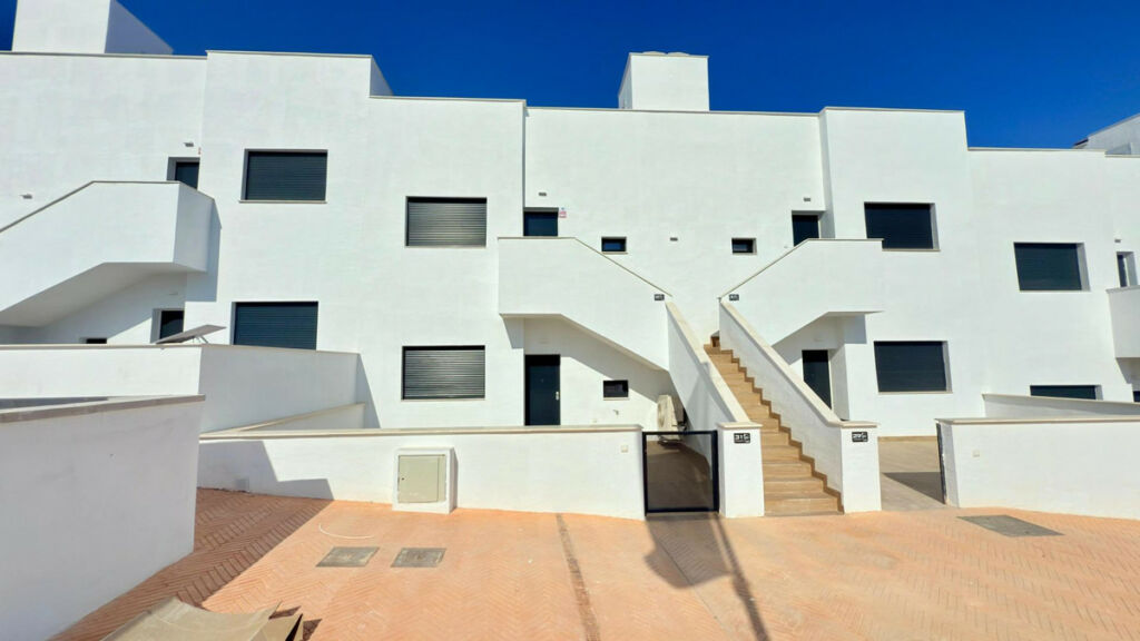 Middle Floor Apartment Finestrat Alicante - image 2