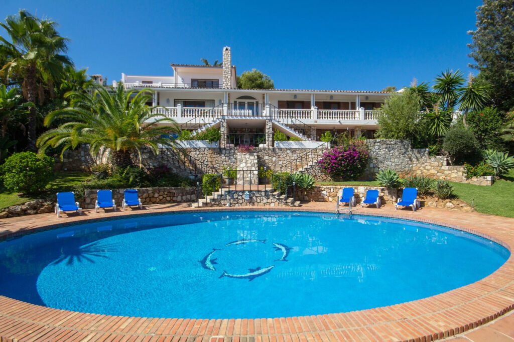 Detached Villa Mijas Costa Málaga - image 2