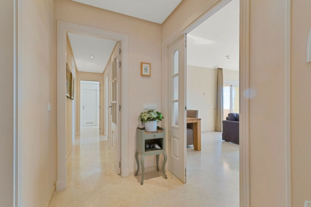 Penthouse Ojén Málaga - image 2
