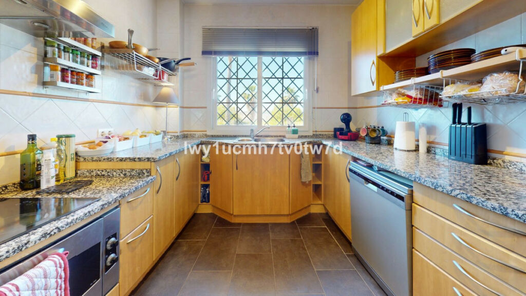 Townhouse Alhaurín de la Torre Málaga - image 2