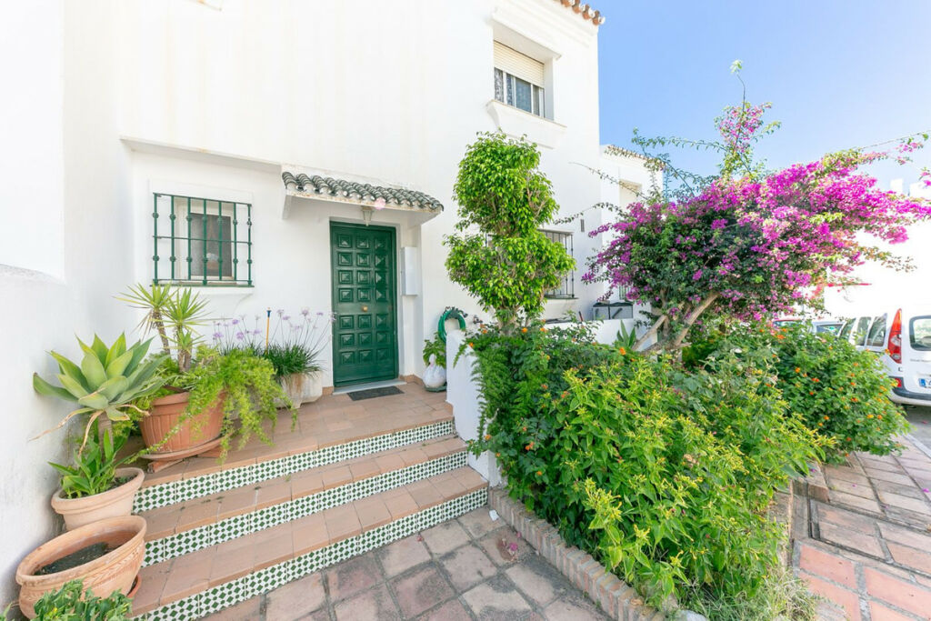 Townhouse Mijas Málaga - image 2