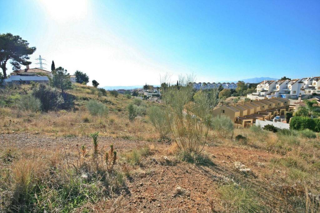 Residential Plot Torreblanca Málaga - image 2