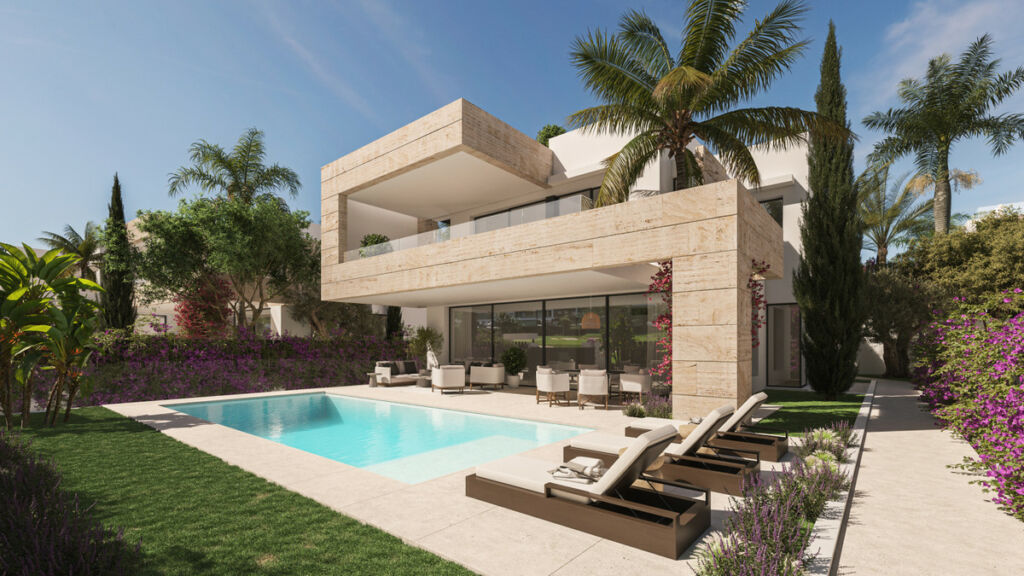 Detached Villa Estepona Málaga - image 4