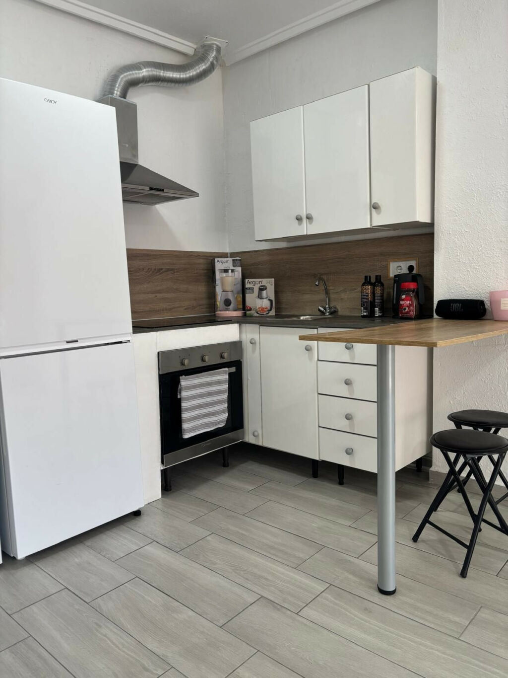 Middle Floor Apartment Playa Del Cura Alicante - image 5