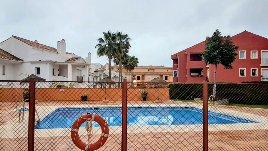 Ground Floor Apartment Miraflores Málaga - image 3