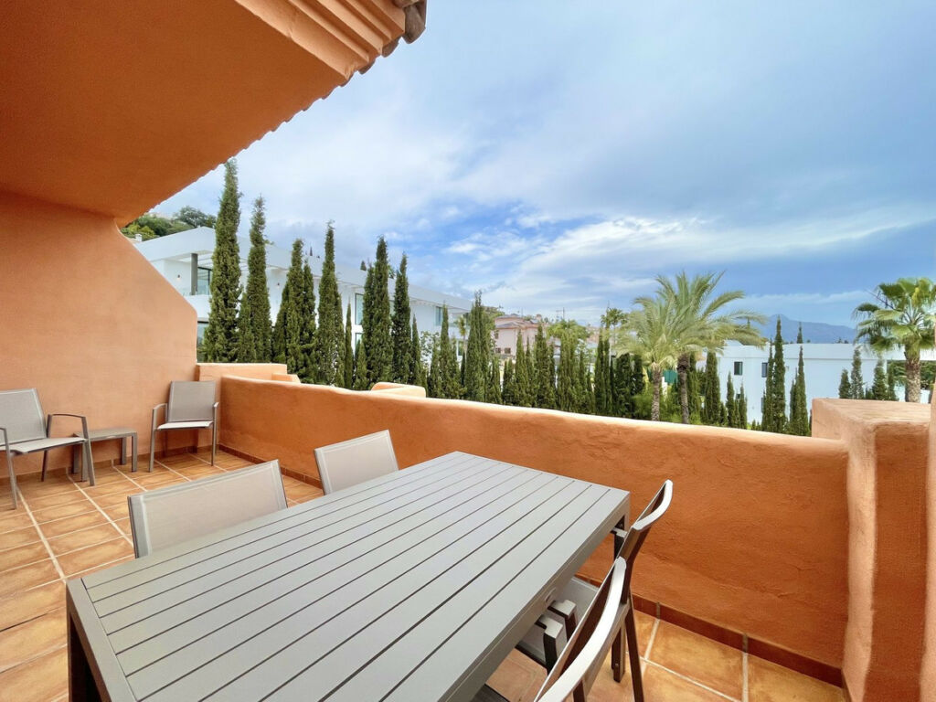 Middle Floor Apartment Benahavís Málaga