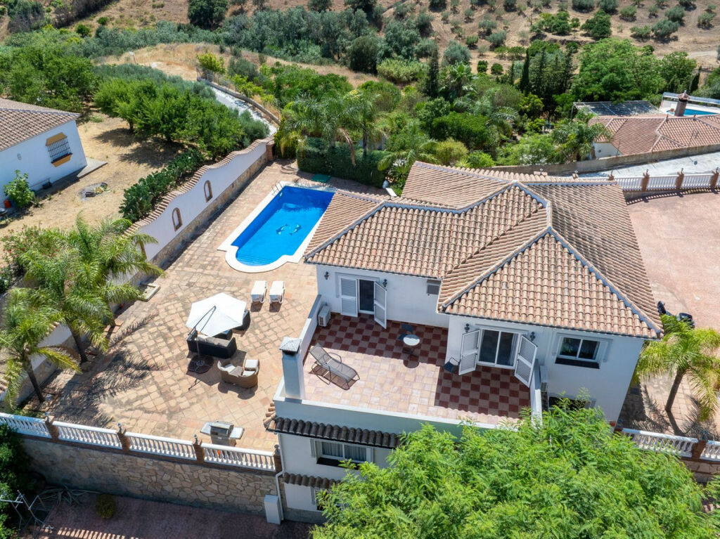 Detached Villa La Cala de Mijas Málaga - image 2