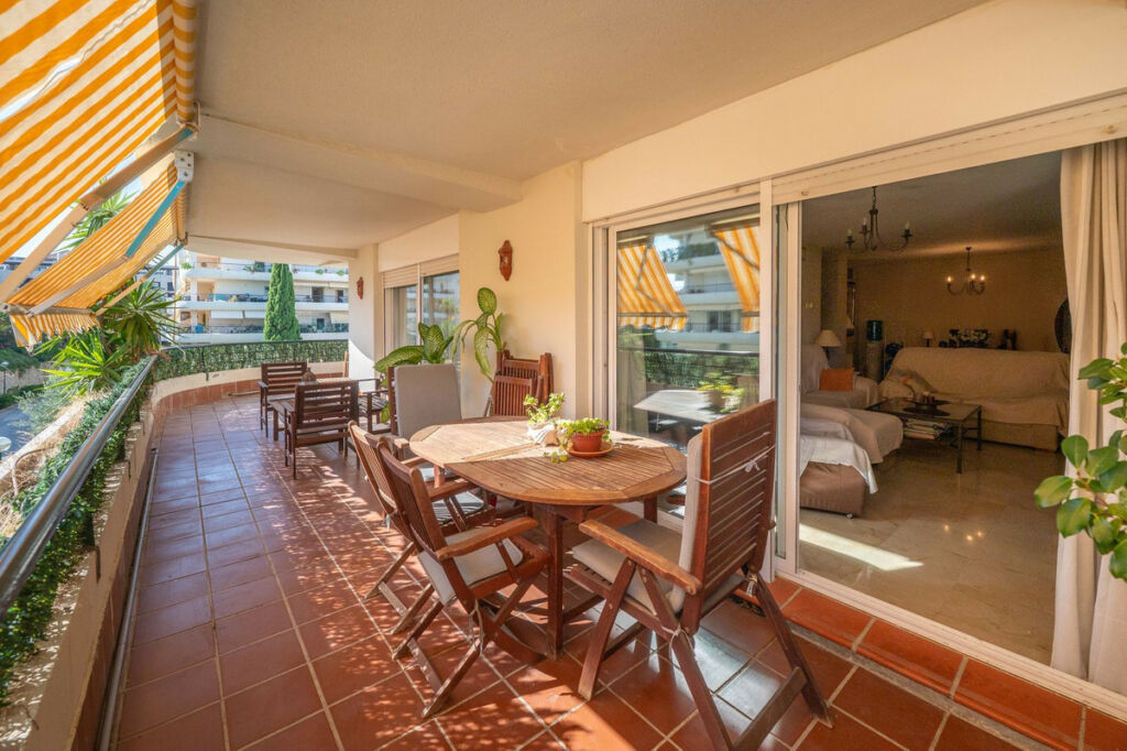 Middle Floor Apartment Marbella Málaga