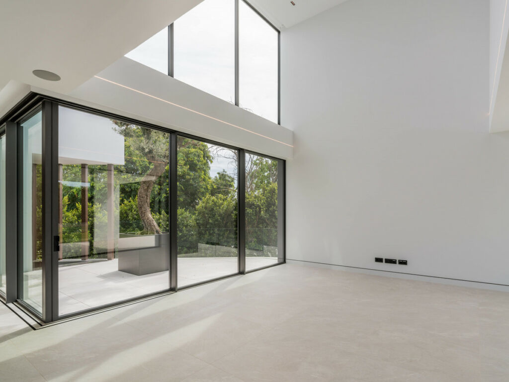Semi-Detached House The Golden Mile Málaga - image 2