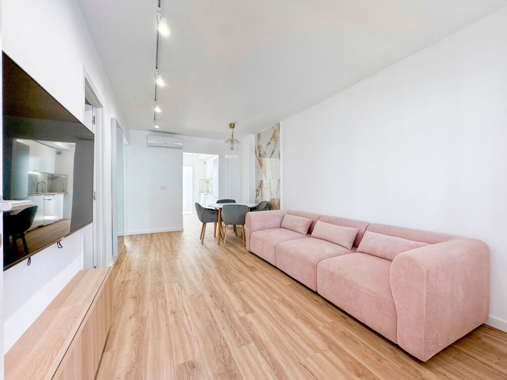 Middle Floor Apartment Los Altos Alicante - image 2