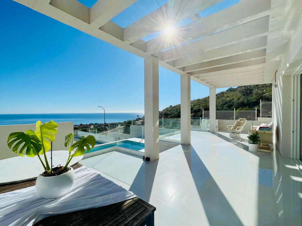 Detached Villa Benalmadena Málaga - image 2