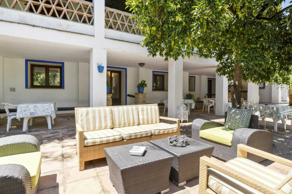 Detached Villa Cortes de la Frontera Málaga - image 2