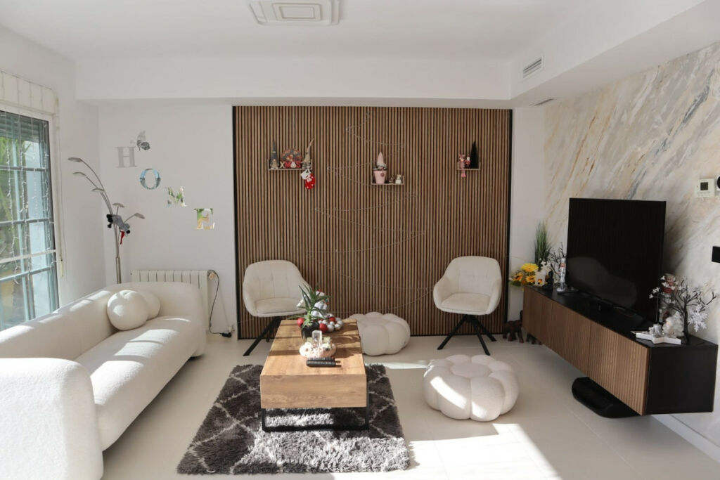 Detached Villa La Nucia Alicante - image 2