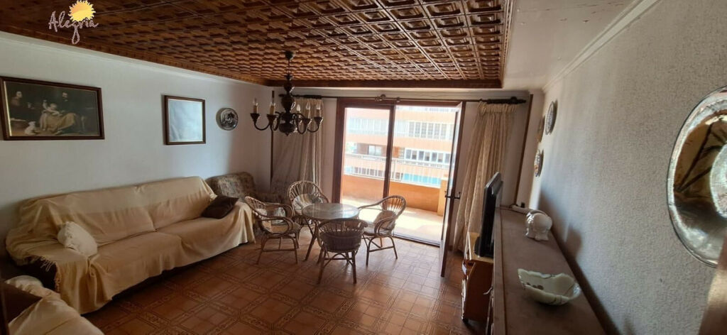 Middle Floor Apartment Torrevieja Alicante - image 2