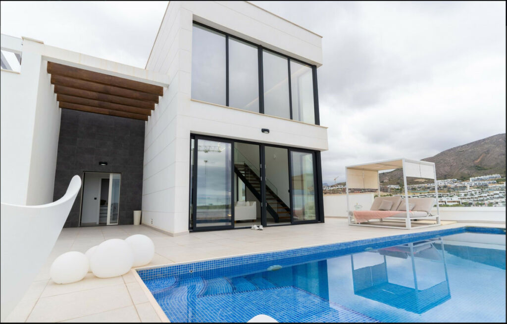 Detached Villa Finestrat Alicante - image 2