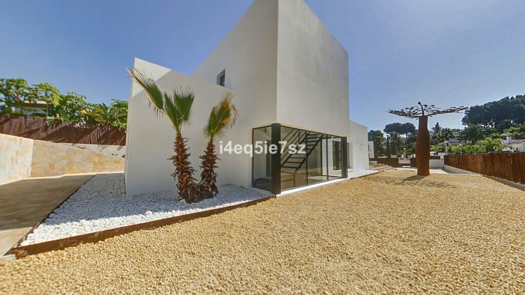 Detached Villa Javea Alicante - image 2