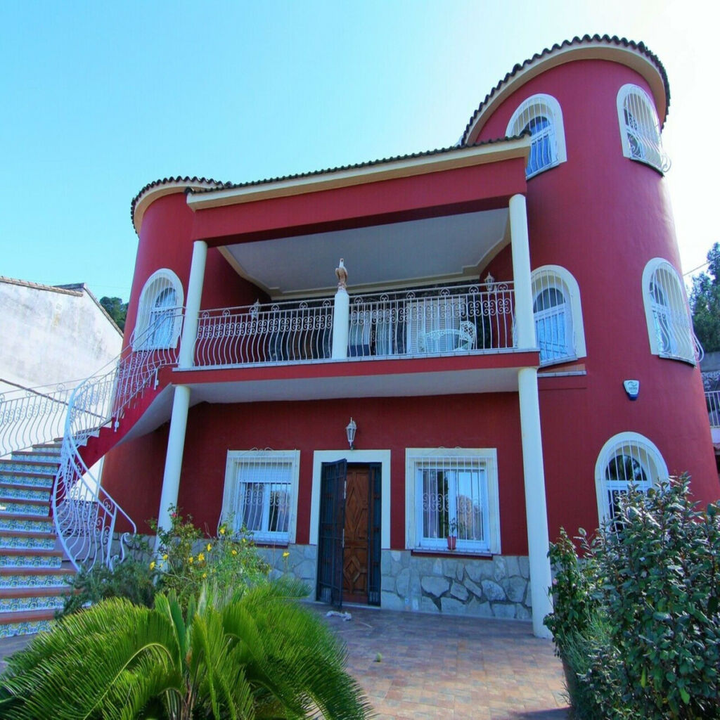 Detached Villa Pedreguer Alicante - image 2