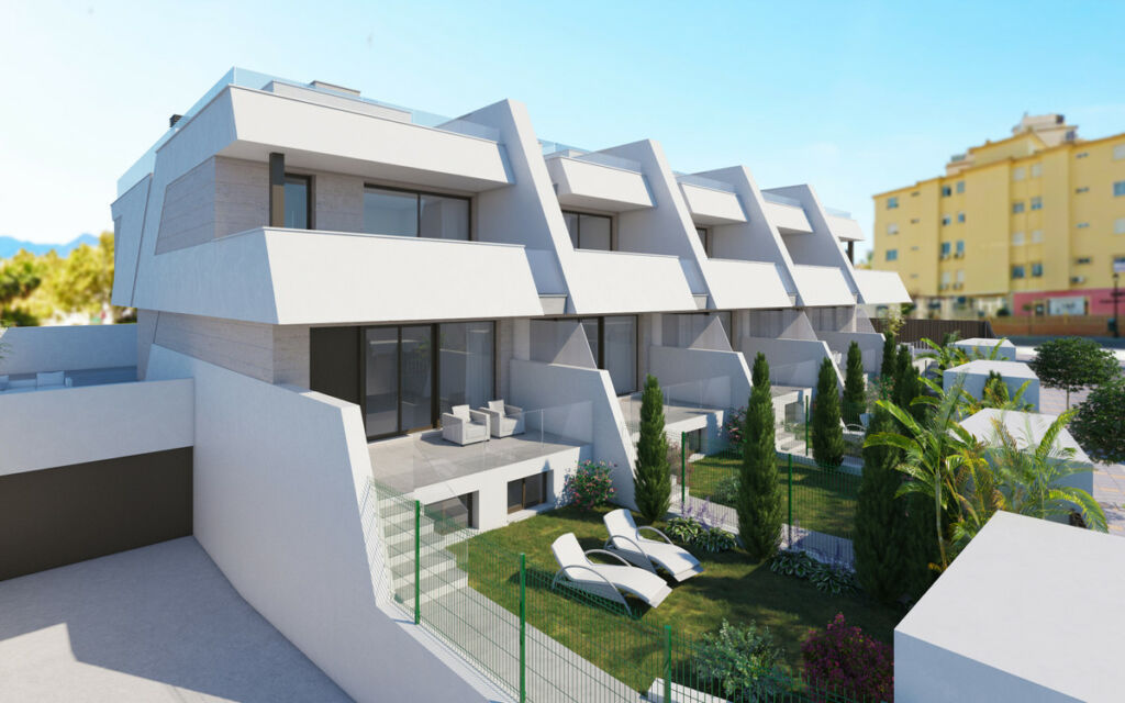 Townhouse Fuengirola Málaga - image 2