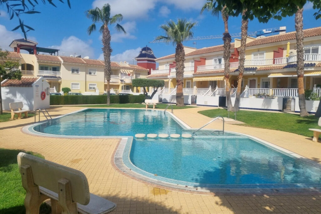 Townhouse Ciudad Quesada Alicante - image 2