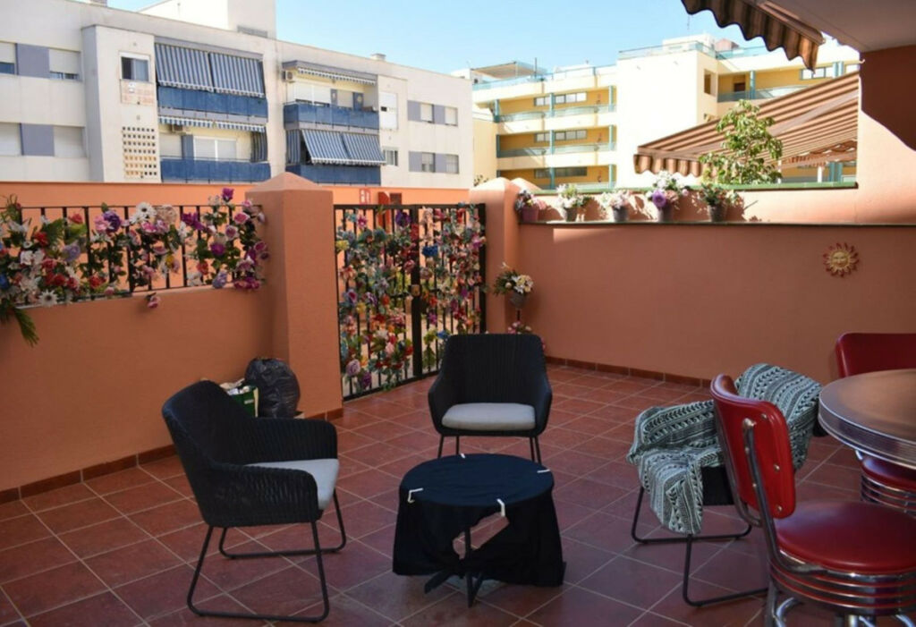 Ground Floor Apartment Torre del Mar Málaga - image 2