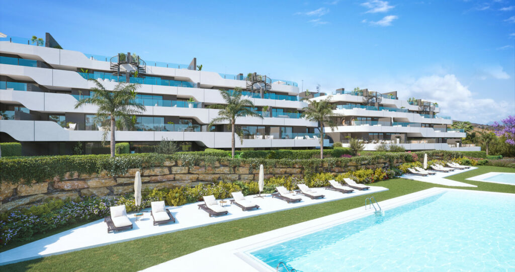 Ground Floor Apartment New Golden Mile Málaga - image 2