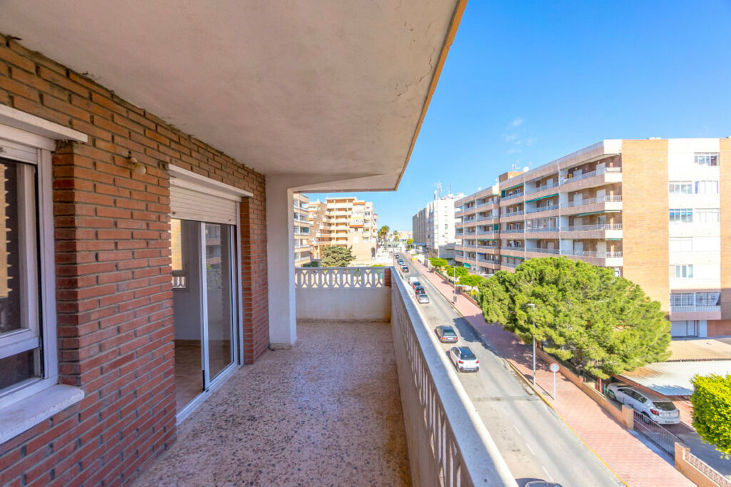 Middle Floor Apartment Rocio del Mar Alicante - image 2