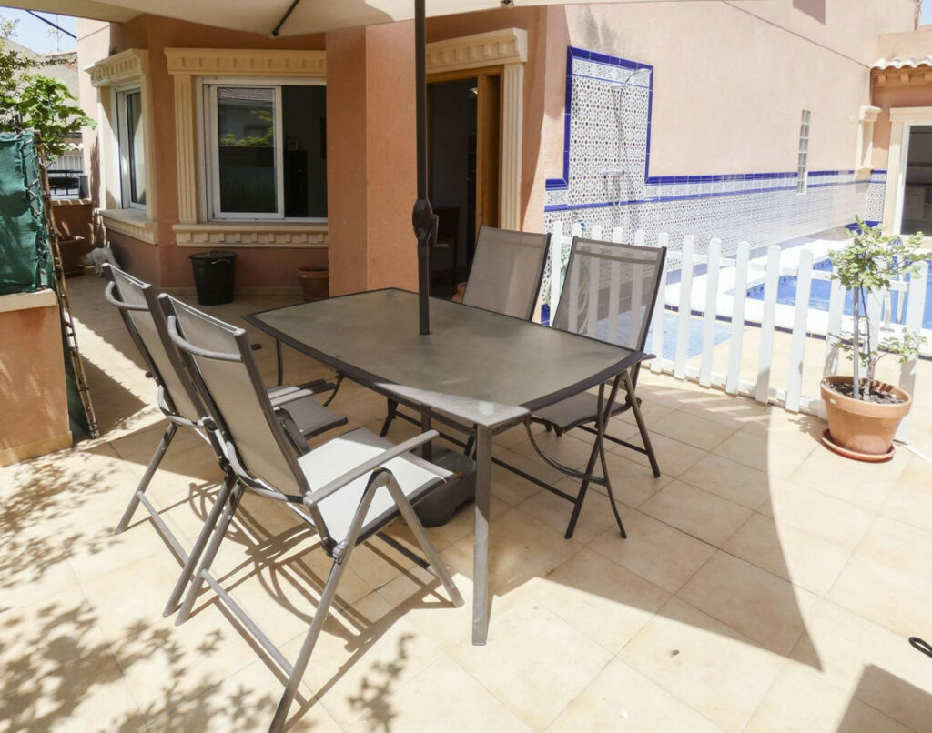Detached Villa Bigastro Alicante - image 2