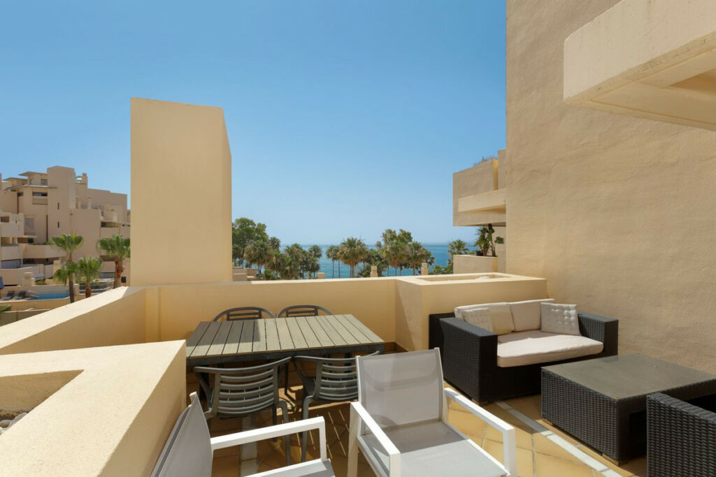 Penthouse Duplex Estepona Málaga - image 2