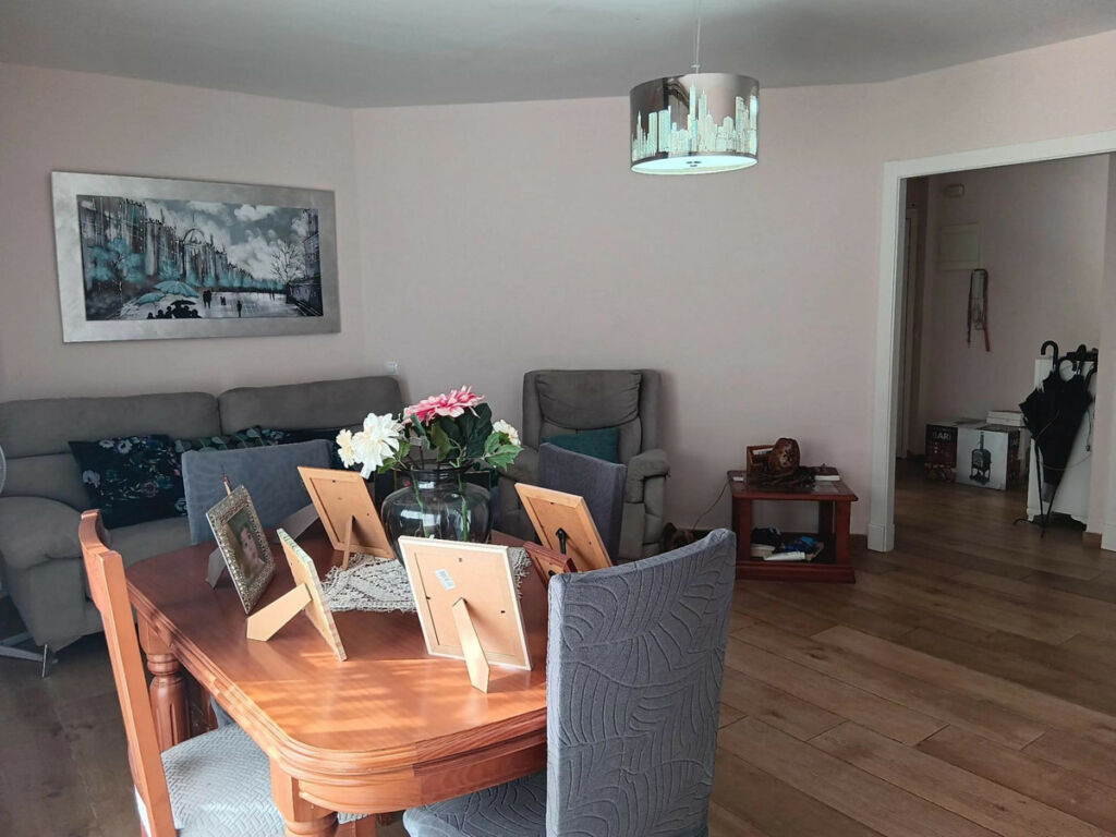 Ground Floor Apartment Estepona Málaga - image 2