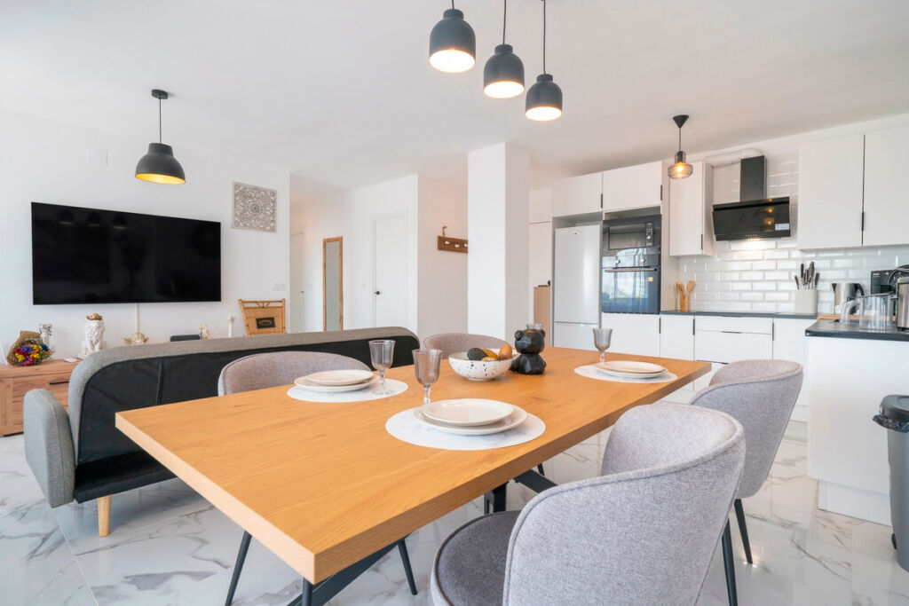 Middle Floor Apartment Punta Prima Alicante - image 2
