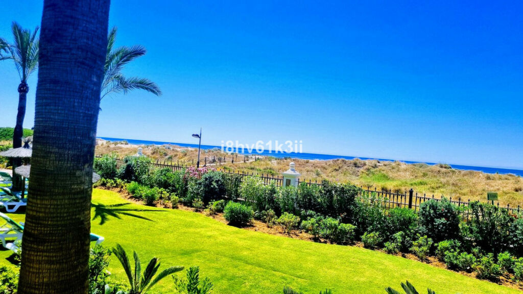 Ground Floor Apartment Marbella Málaga - image 2
