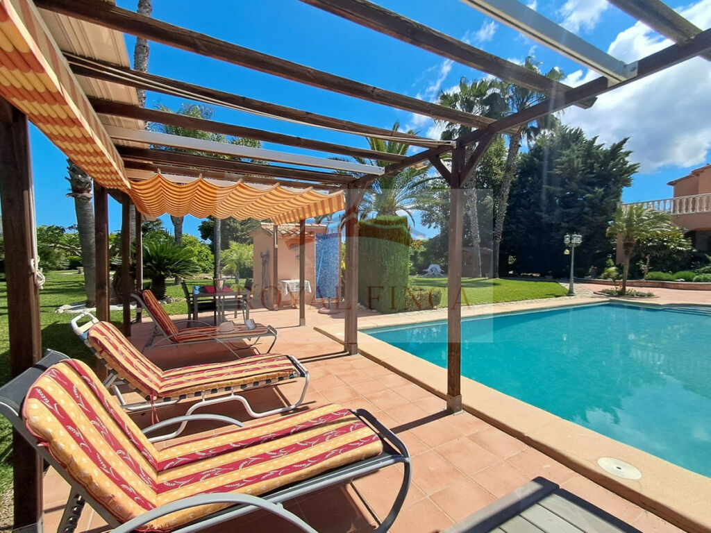 Detached Villa Sanet y Negrals Alicante - image 2
