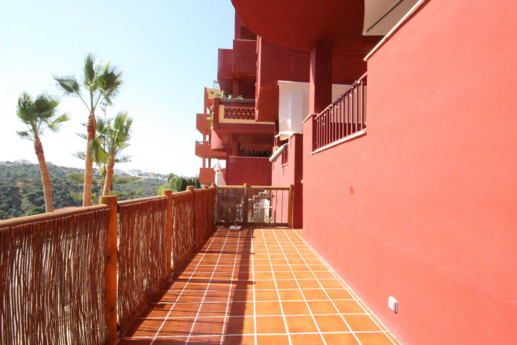 Ground Floor Apartment Reserva de Marbella Málaga - image 2