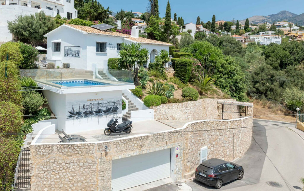 Detached Villa Torreblanca Málaga - image 2