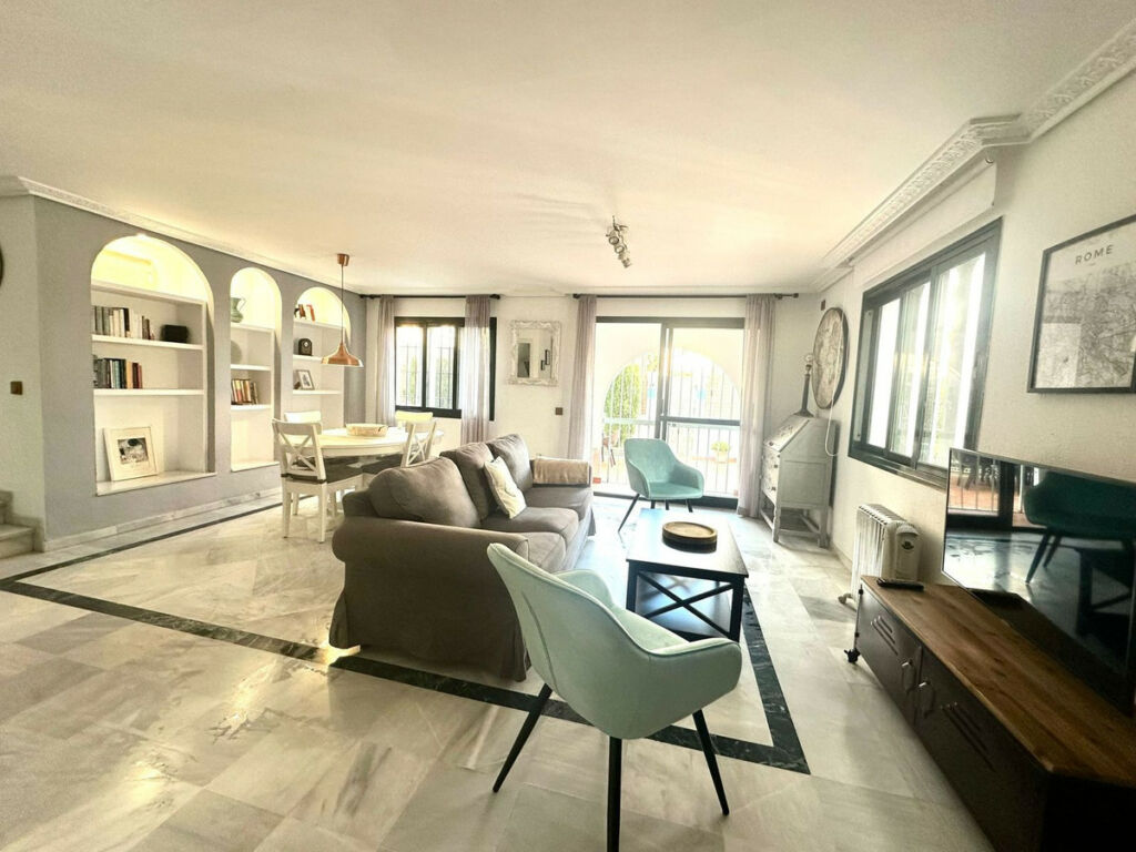 Semi-Detached House Manilva Málaga - image 2