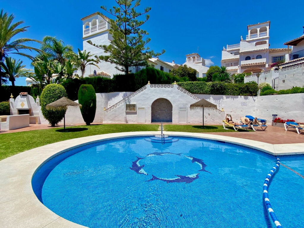 Townhouse Marbella Málaga - image 2