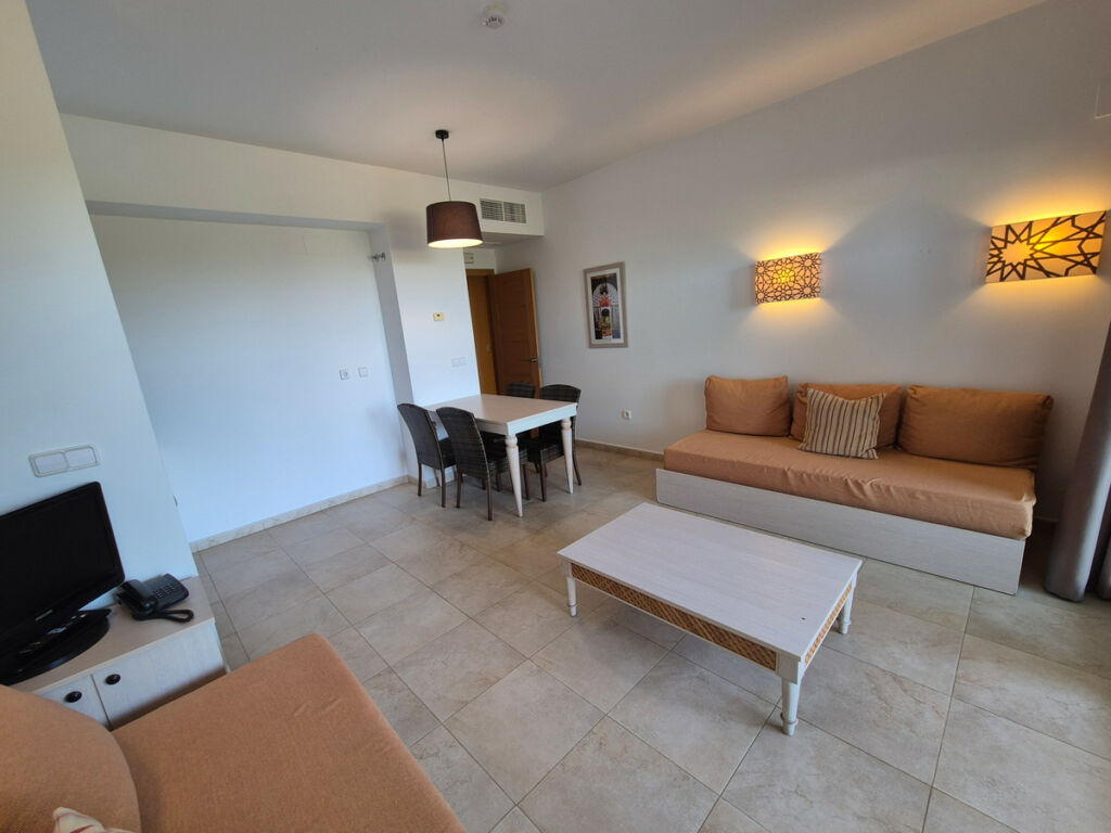 Ground Floor Apartment Manilva Málaga - image 2