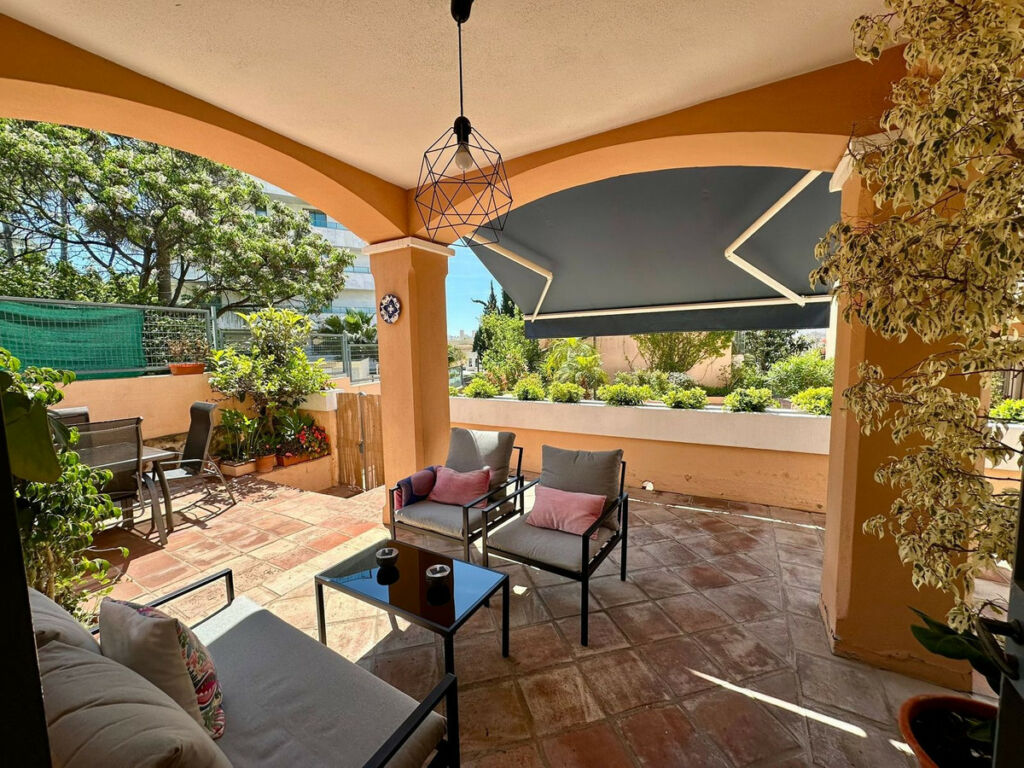 Townhouse Marbella Málaga - image 2