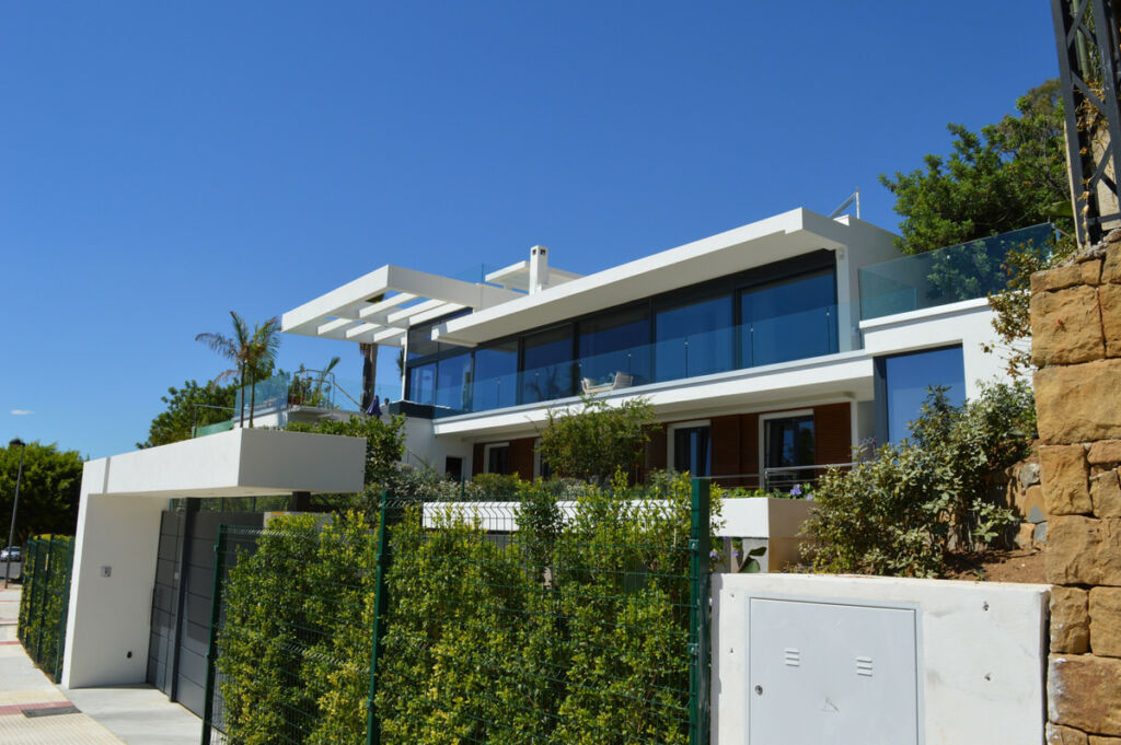 Detached Villa Marbella Málaga - image 2