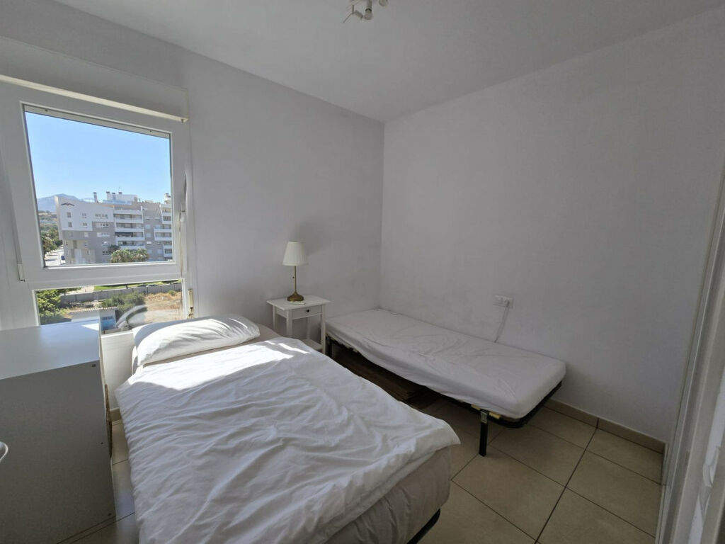 Middle Floor Apartment Nueva Andalucía Málaga - image 20