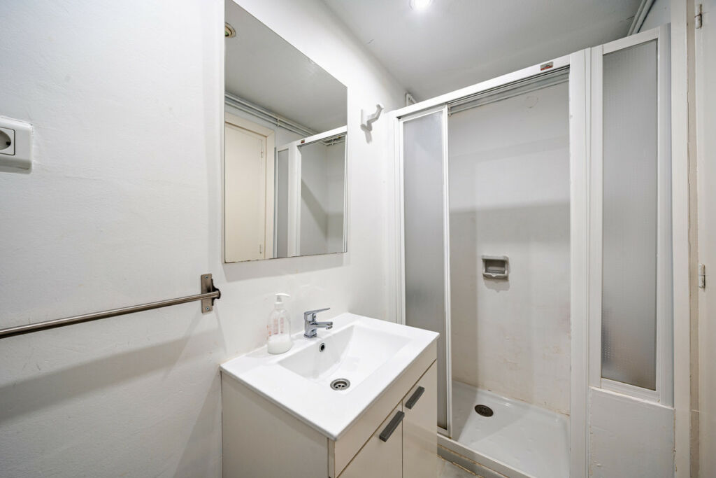 Middle Floor Apartment Málaga Centro Málaga - image 20