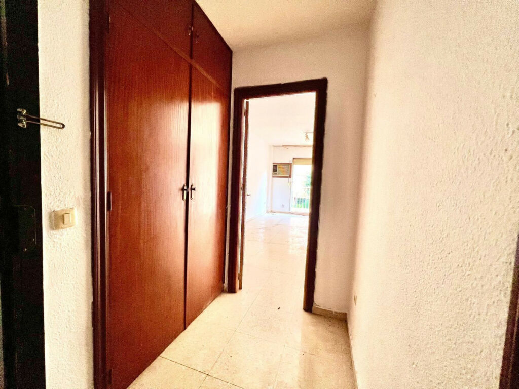 Middle Floor Apartment Torremolinos Málaga - image 17