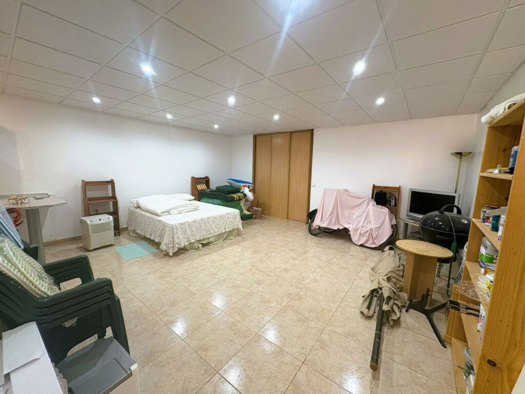 Townhouse La Duquesa Málaga - image 20