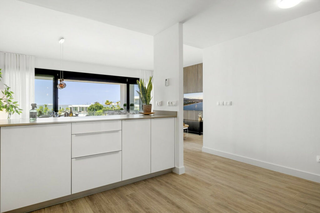 Ground Floor Apartment Cabopino Málaga - image 20