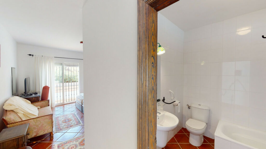Detached Villa Macharaviaya Málaga - image 20