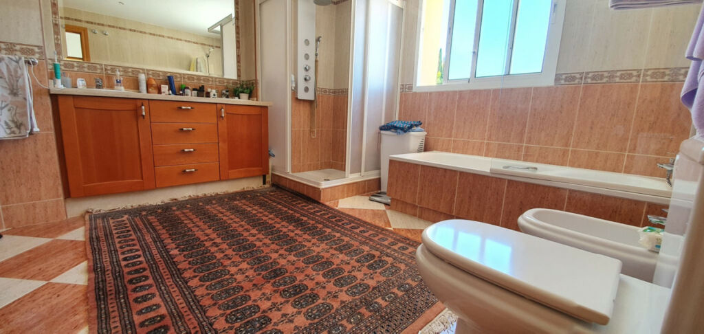 Detached Villa El Rosario Málaga - image 20