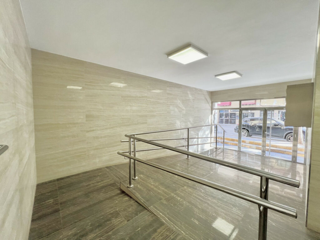 Penthouse Fuengirola Málaga - image 20